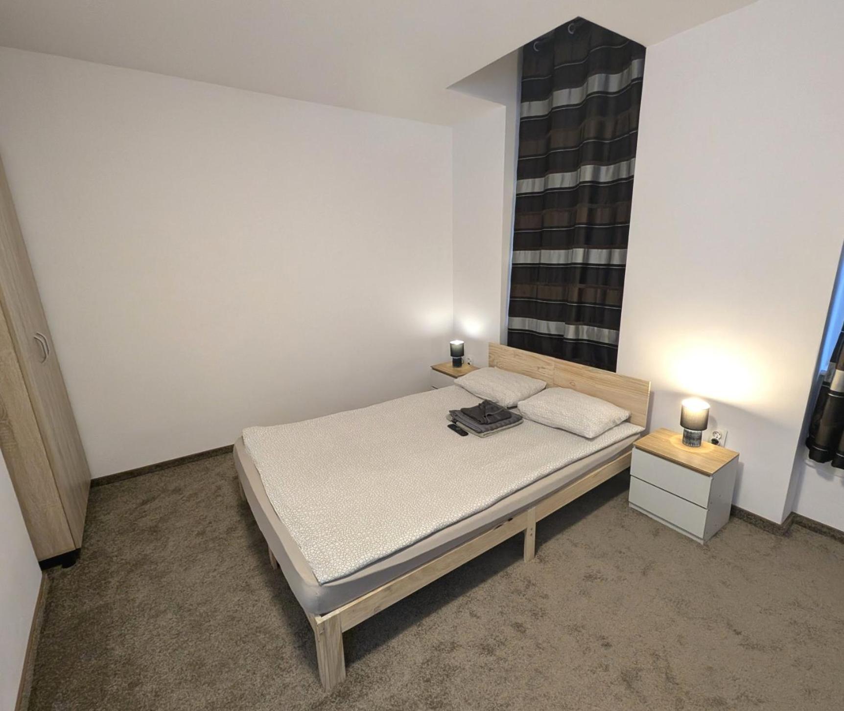 Sandor Central Studio Apartment Târgu-Mureş エクステリア 写真